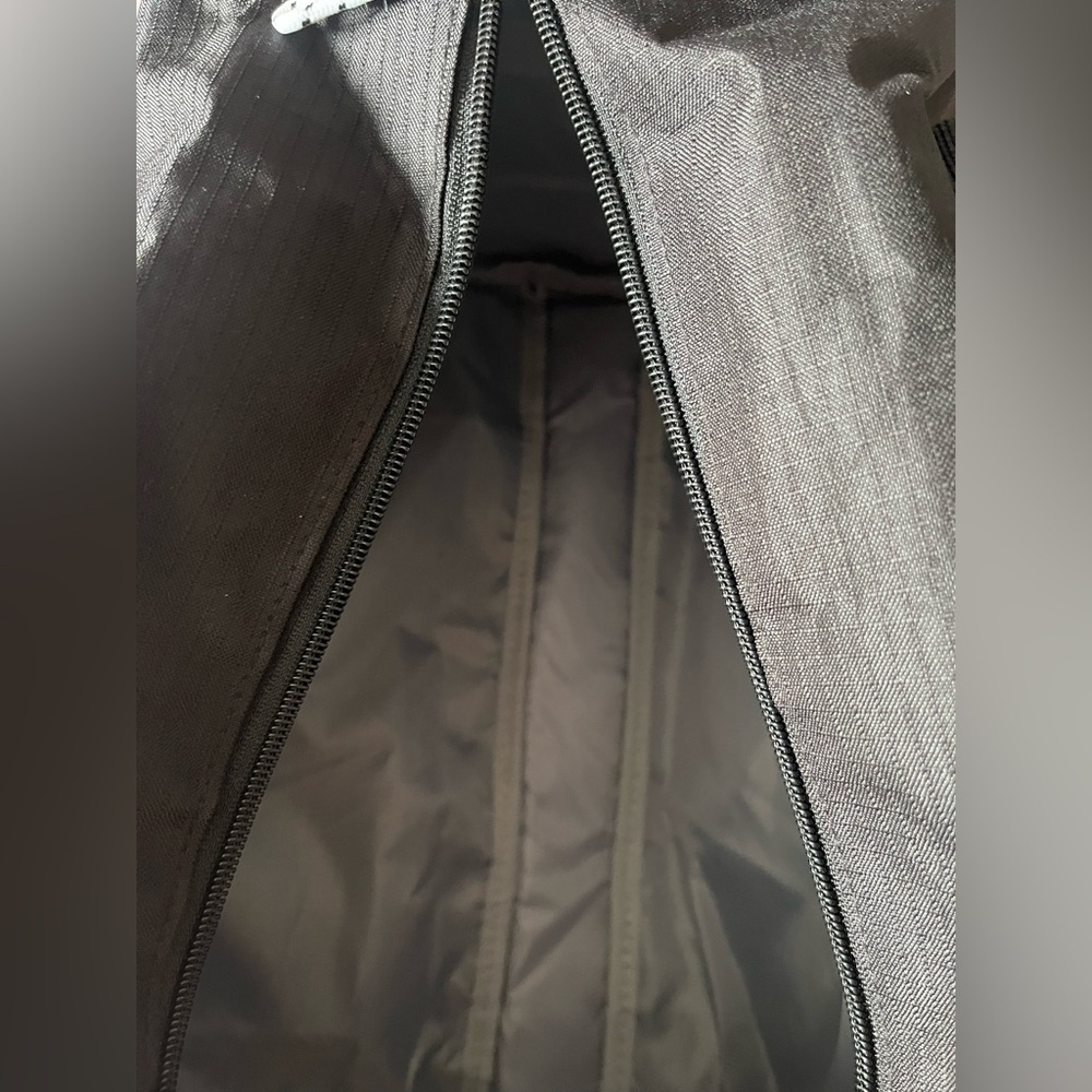 2 for $20 Fila Small Duffle Bag - Picture 7 of 7